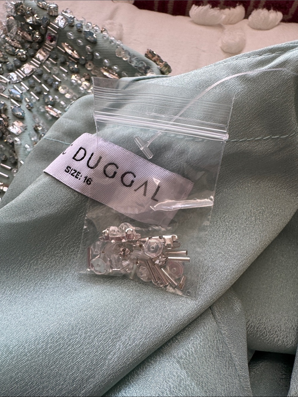 Mac Duggal 2270 Green Crepe A Line Gown With Beaded 3/4 Sleeves Size 16 NWOT - Picture 10 of 10